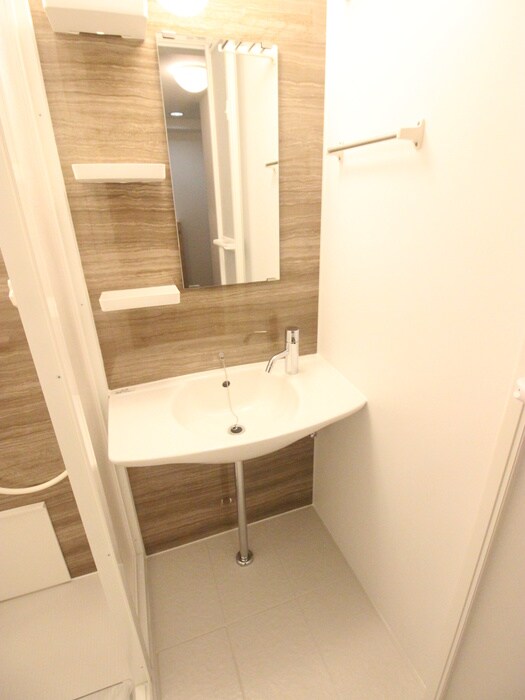 物件内観写真9　(洗面)