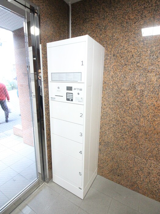 物件外観写真6　(建物設備)