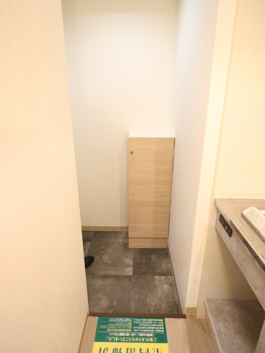 物件内観写真19　(廊下)