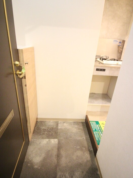 物件内観写真20　(玄関)
