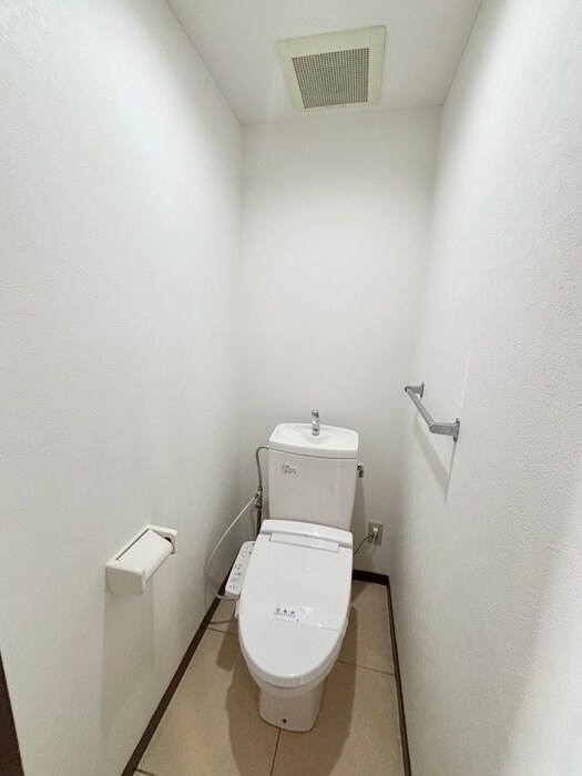 物件内観写真17　(トイレ)