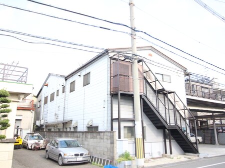 鷹殿町貸家外観写真