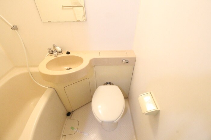 物件内観写真11　(トイレ)