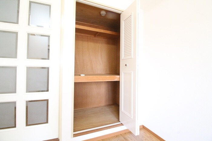 物件内観写真13　(収納)