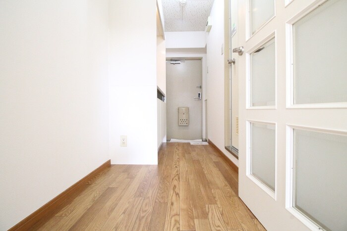 物件内観写真17　(廊下)