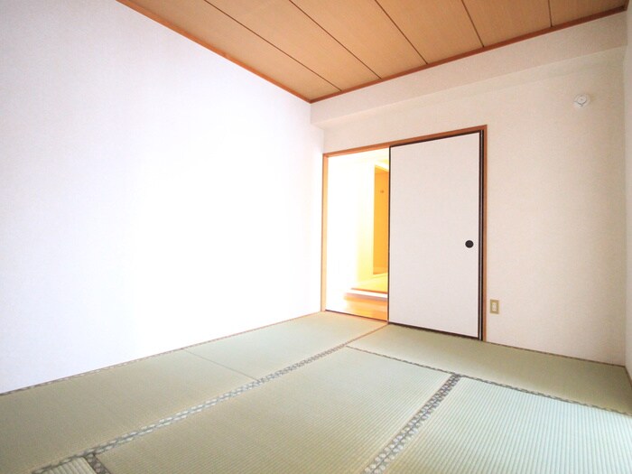 物件内観写真15　(居室)