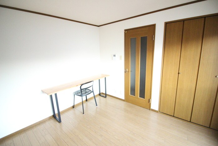 物件内観写真9　(居室)