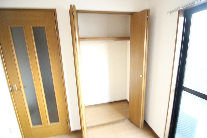 物件内観写真11　(収納)