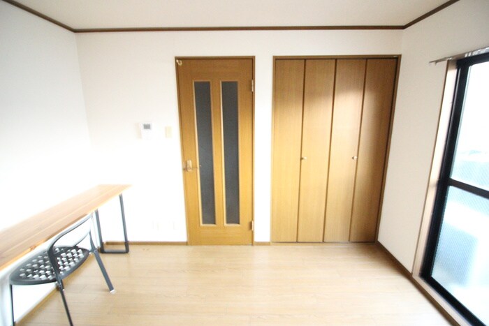 物件内観写真18　(居室)