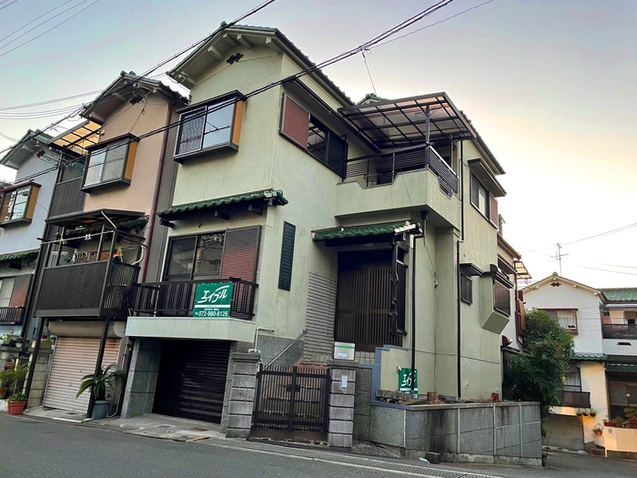 横小路１丁目２－５０貸家