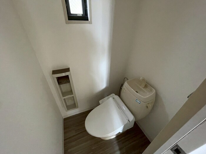 物件内観写真11　(トイレ)