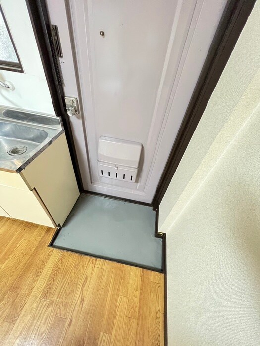 物件内観写真19　(玄関)