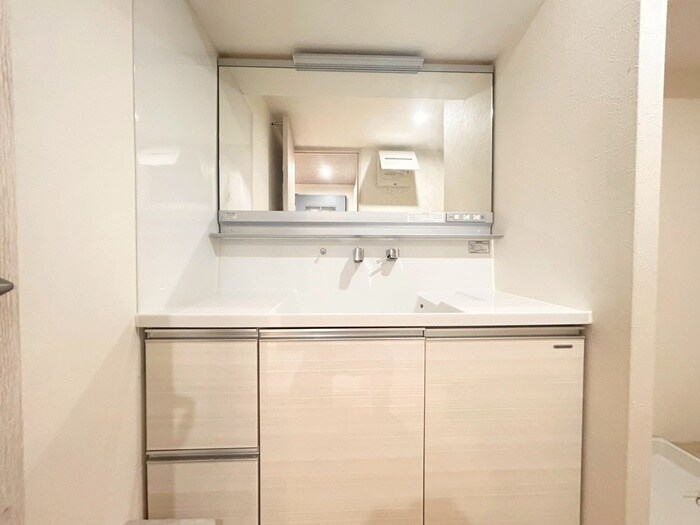 物件内観写真12　(洗面)