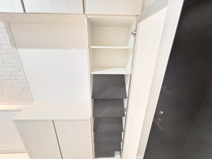 物件内観写真17　(靴箱)