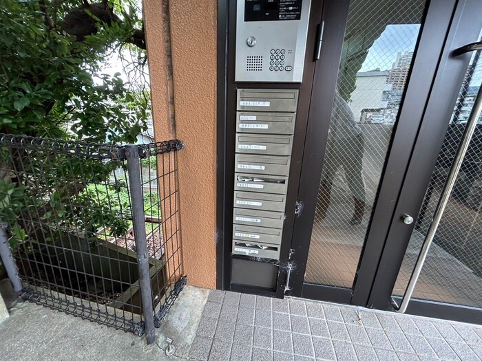 物件外観写真6　(建物設備)