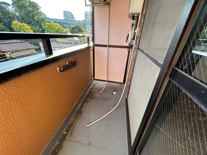 物件内観写真17　(洗濯機置場)