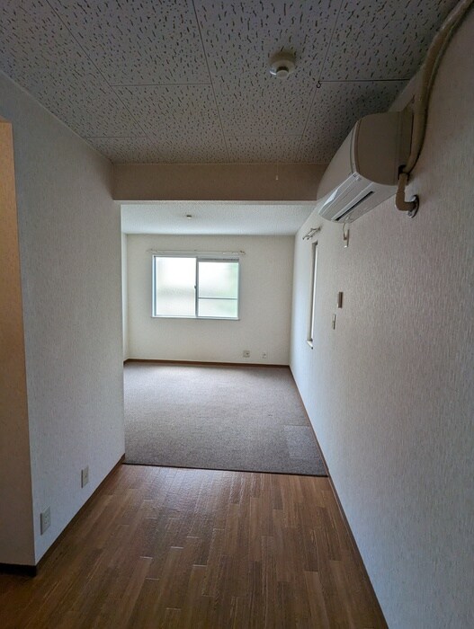 物件内観写真21　(居室)