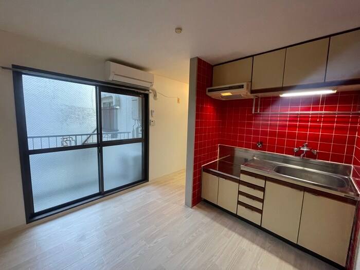 物件内観写真12　(居室)