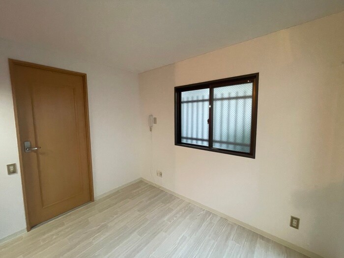 物件内観写真13　(居室)