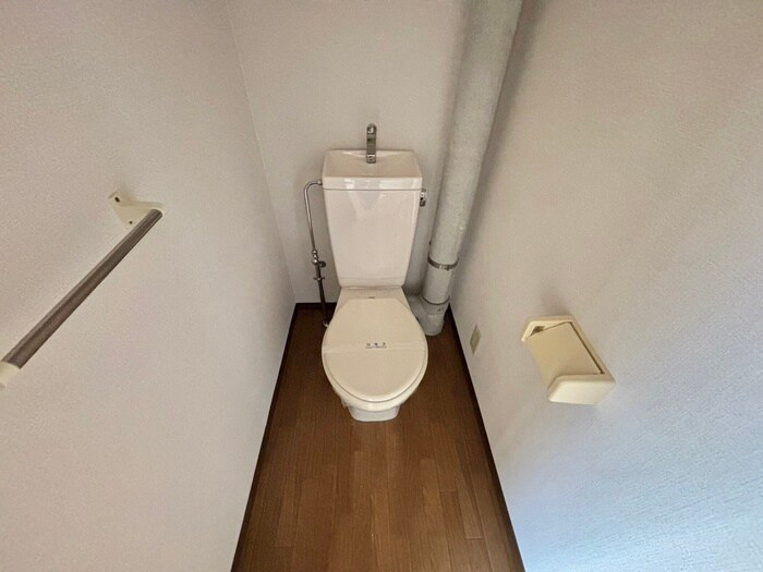 物件内観写真14　(トイレ)