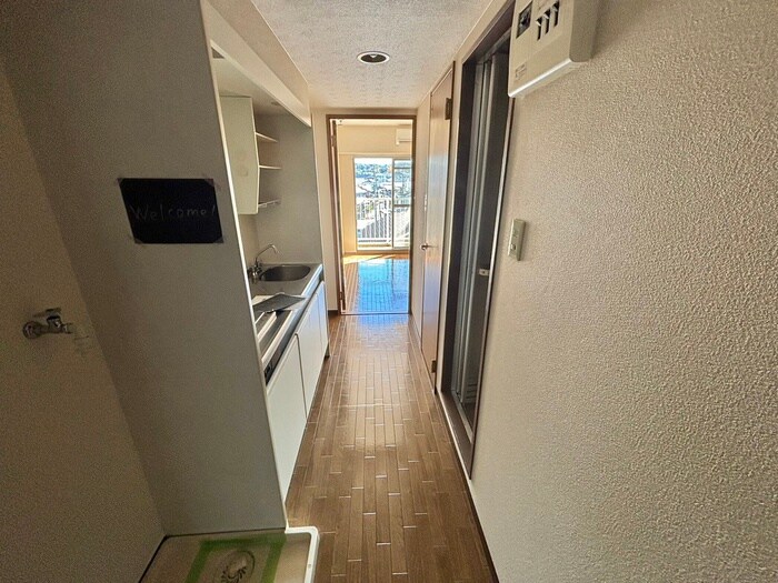 物件内観写真19　(廊下)