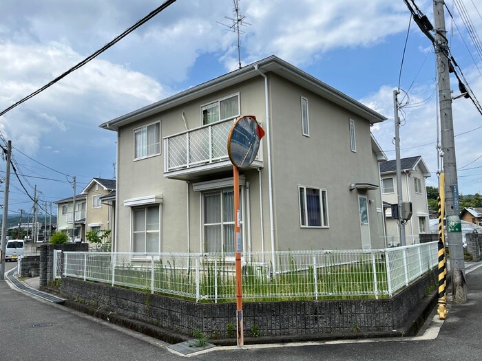 東福井戸建C棟の物件外観写真