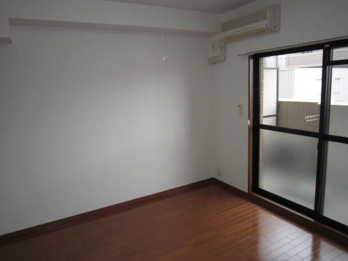 物件内観写真13　(居室)