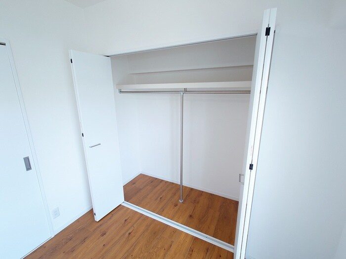 物件内観写真13　(収納)