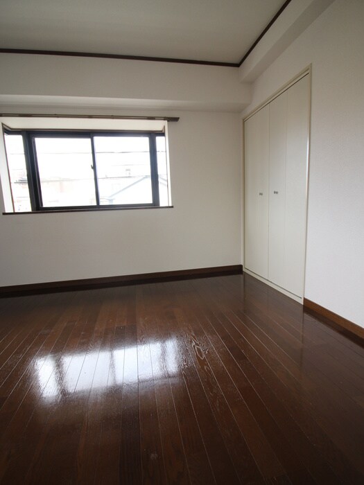 物件内観写真11　(居室)