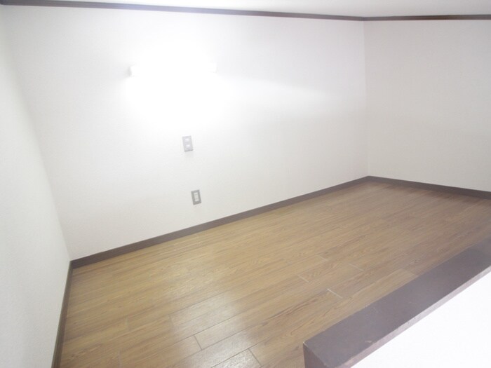 物件内観写真14　(ロフト)
