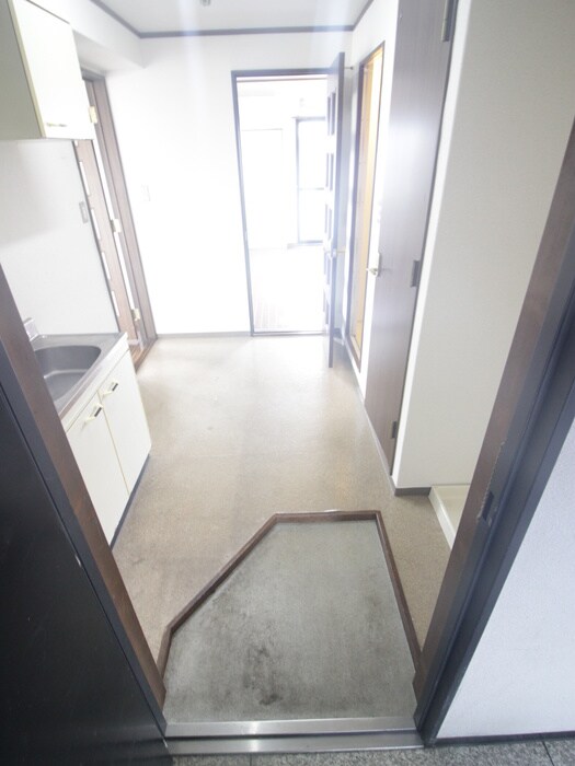 物件内観写真17　(廊下)