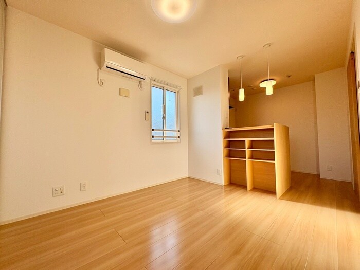 物件内観写真5　(居室)