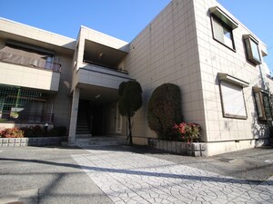 カサベルデ外観写真