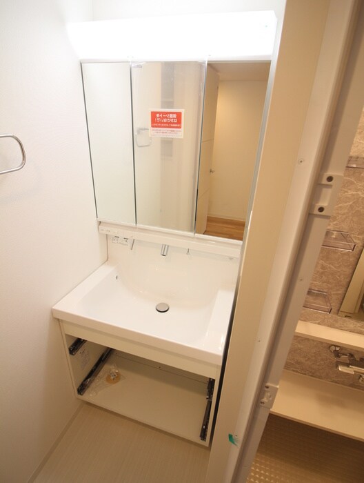 物件内観写真13　(洗面)