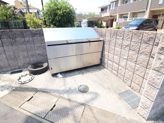 物件外観写真4　(建物設備)