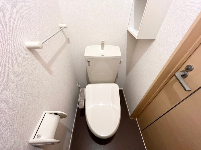 物件内観写真14　(トイレ)