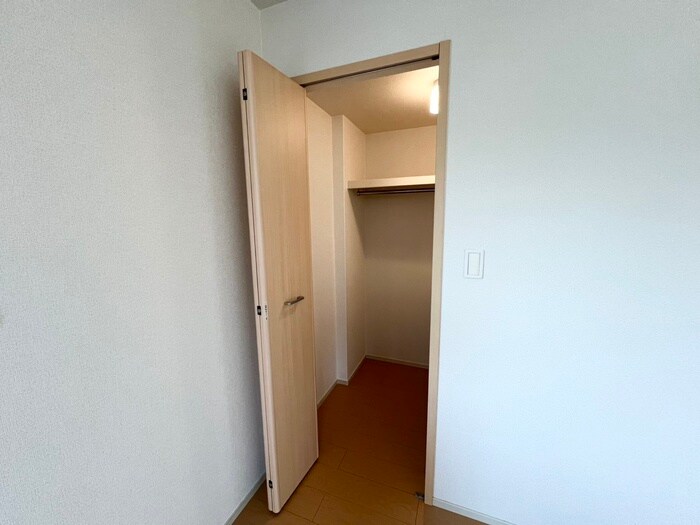 物件内観写真17　(収納)