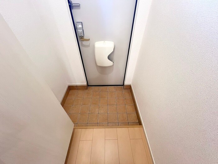 物件内観写真20　(玄関)