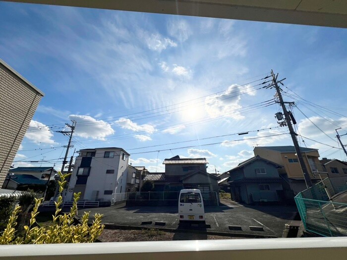 物件内観写真22　(室内からの展望)