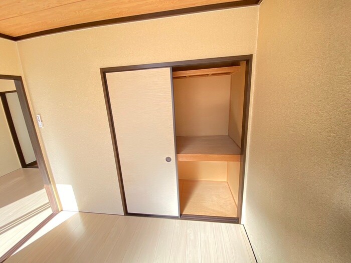 物件内観写真15　(収納)