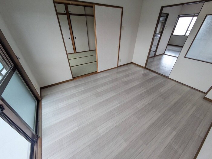 物件内観写真11　(居室)