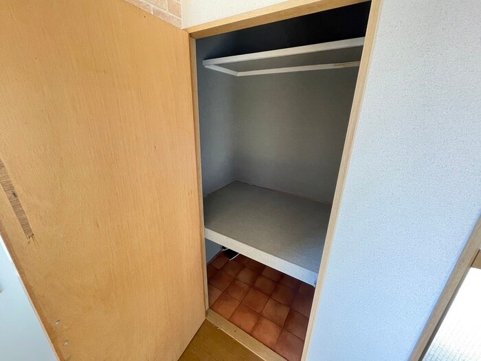 物件内観写真9　(収納)