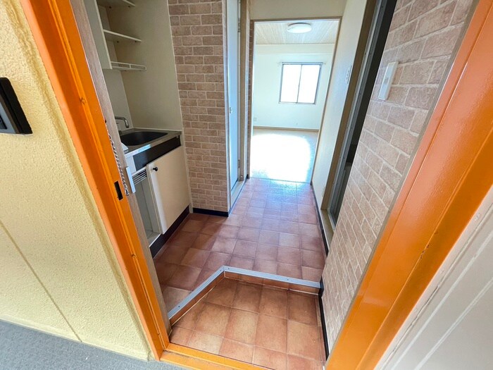 物件内観写真17　(玄関)