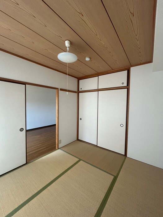 物件内観写真11　(居室)