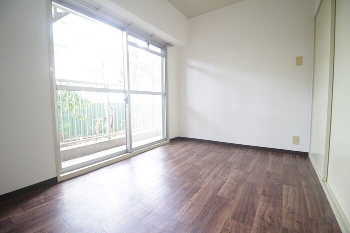 物件内観写真12　(居室)