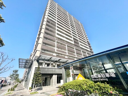 ｻﾝﾏ-ｸｽ大日ｽﾃ-ｼｮﾝﾚｼﾞﾃﾞﾝｽ(1711)外観写真
