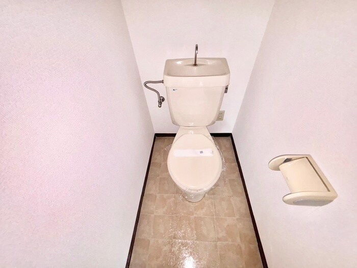 物件内観写真16　(トイレ)