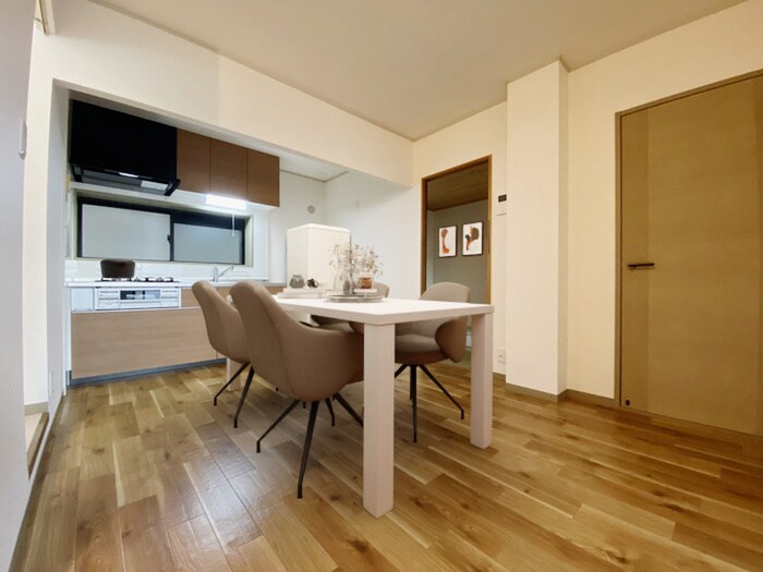 物件内観写真7　(居室)