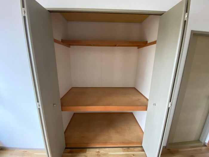 物件内観写真15　(収納)