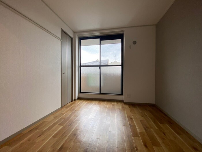 物件内観写真16　(居室)